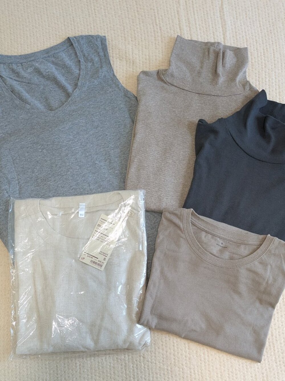 🌿 Muji 5-Piece Neutral Bundle - Size S - Cotton & Organic Cotton - Minimalist